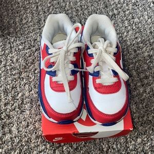 Nike air max 90 for kids size 8c color white, blue and red good condition